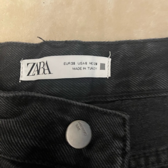 Zara jeans - Picture 2 of 4